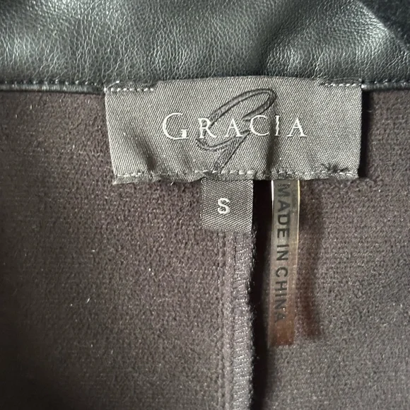 Gracia black leather shirt jacket - Picture 3 of 4